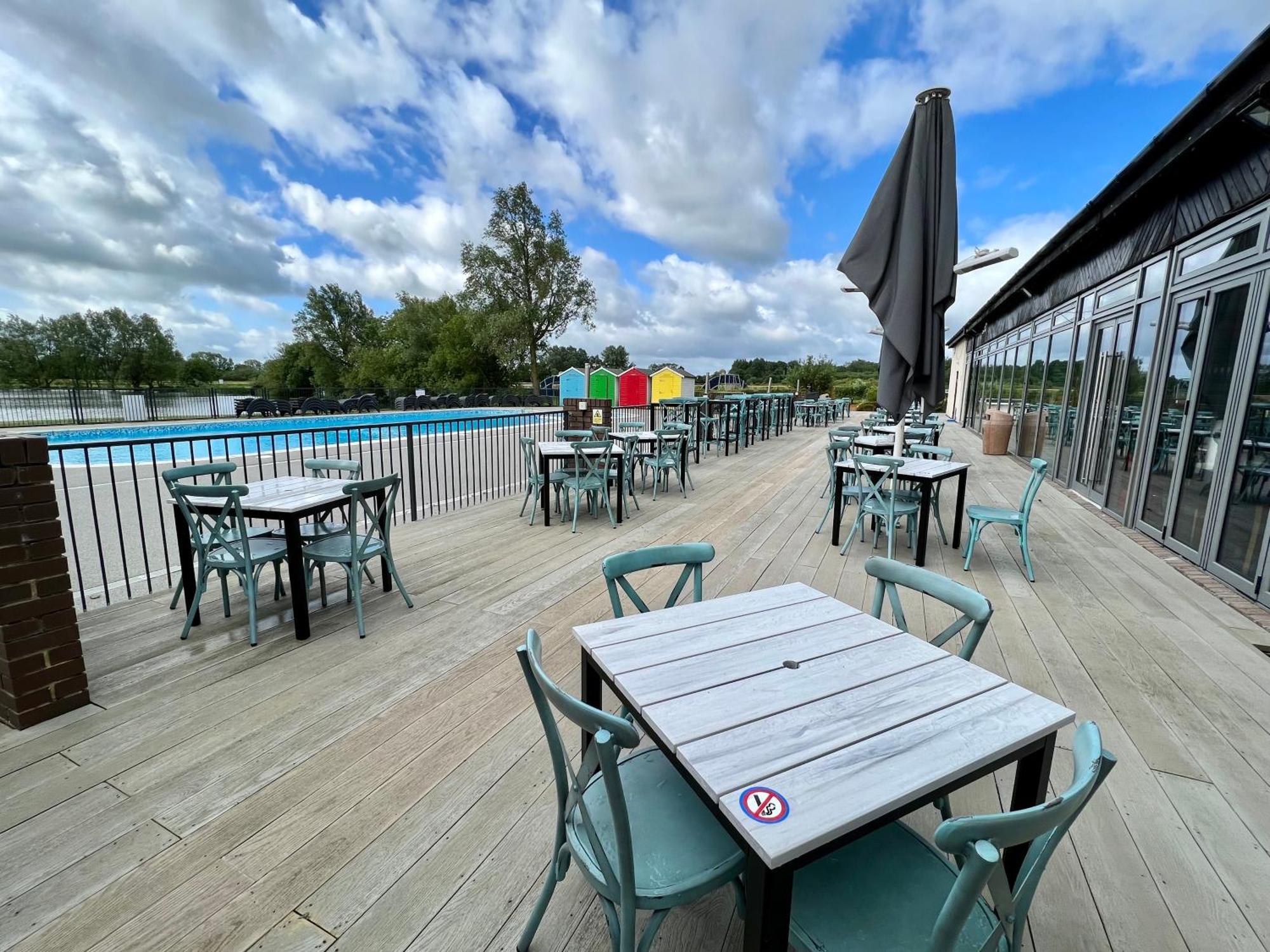 Reeds View Holiday Lodge South Cerney Eksteriør bilde