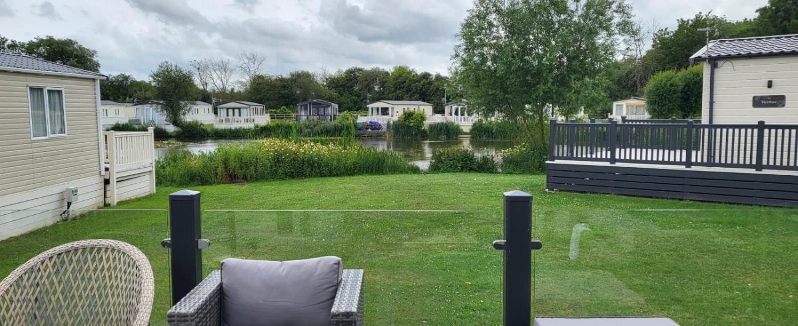 Reeds View Holiday Lodge South Cerney Eksteriør bilde